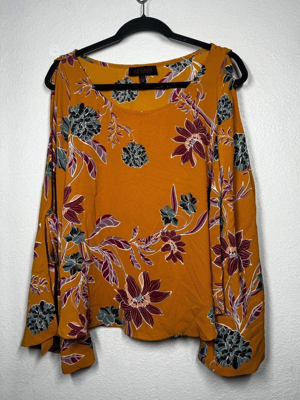 Shyanne Floral Cold Shoulder Top Mustard Yellow Red Pullover Long Sleeve Sz M
